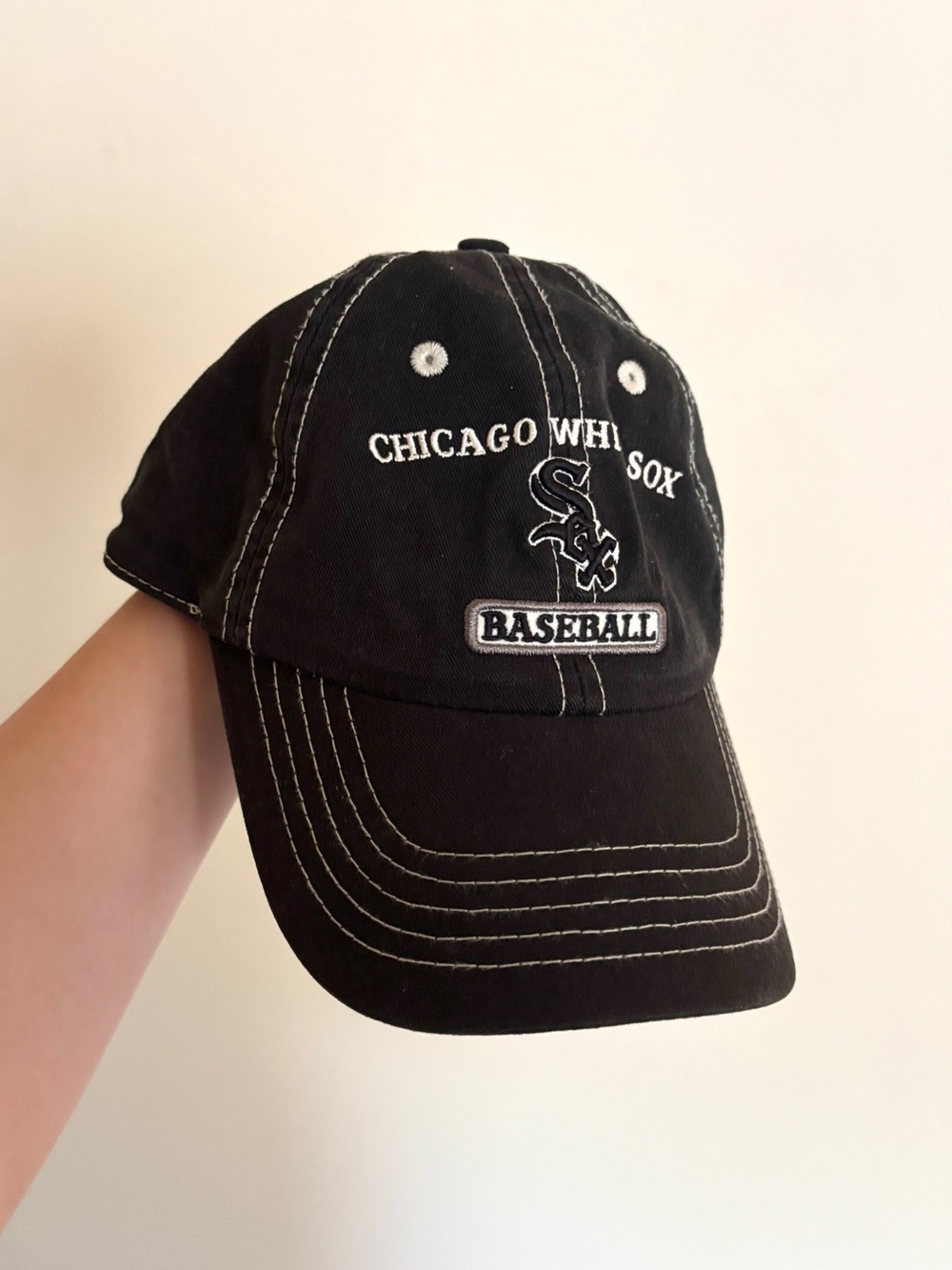 Chicago White Sox Baseball Black & White Genuine Merchandise Hat